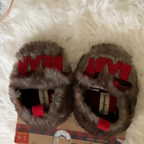 Infant “bear” Dearfoams slippers 3-6 Mo - Picture 2 of 3